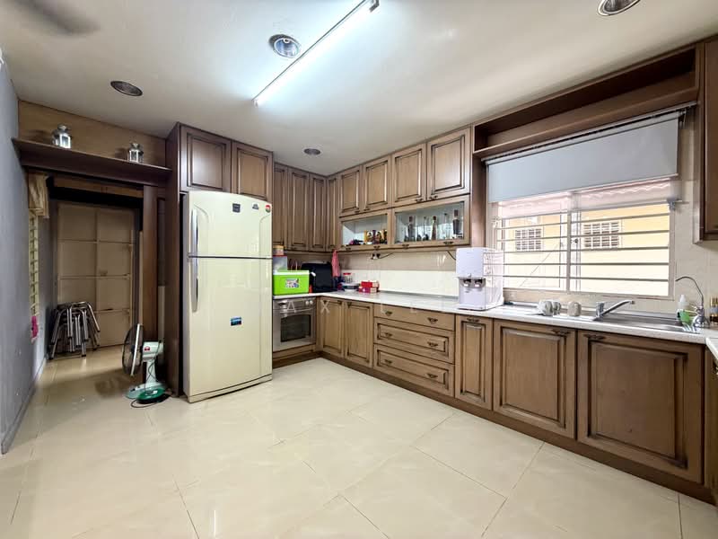 2-storey Terraced House for Sale in Bandar Mahkota Cheras (Cheras) - Max Lee - Kitchen - PropertyGuru.com.my