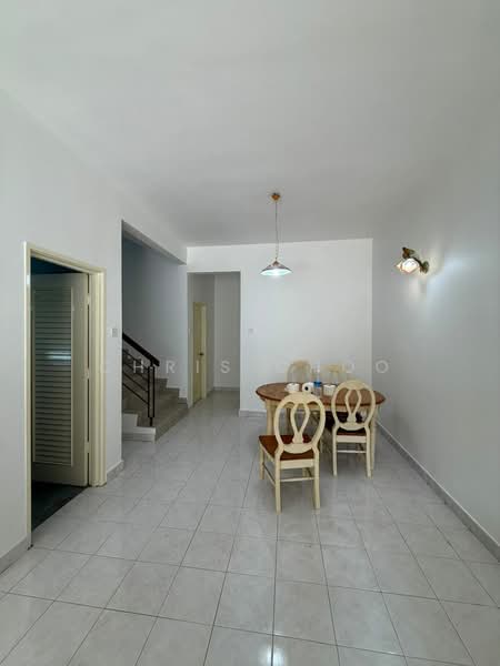 Rumah Teres 2 Tingkat untuk Dijual di Taman Bukit Subang (Shah Alam) - Chris Choo - Dining Room - PropertyGuru.com.my