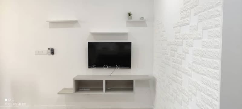 Condominium for Rent at Residential Suites @ HighPark - Jason Low - Living Room - PropertyGuru.com.my