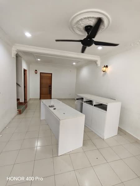 Rumah Teres 2 Tingkat untuk Disewa di Taman Mount Austin (Tebrau) - Max Kan - Interior - PropertyGuru.com.my