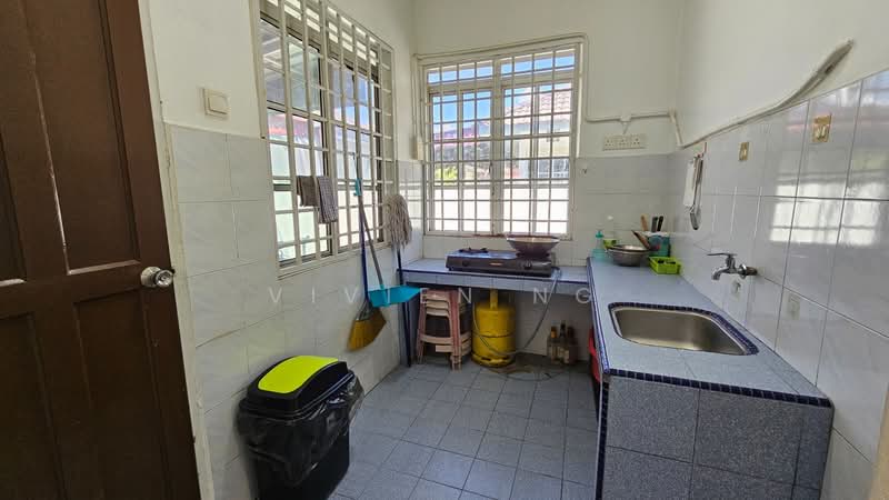 Bungalow for Sale in Gunung Rapat (Ipoh) - Vivien Ng - PropertyGuru.com.my