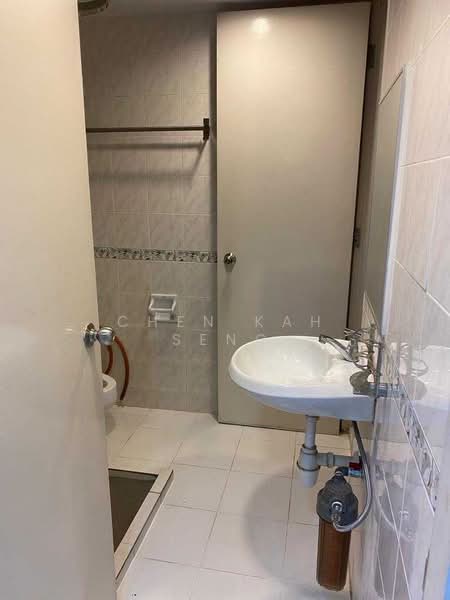 Condominium for Rent at Vista Damai - Chen Kah Seng - Bathroom - PropertyGuru.com.my