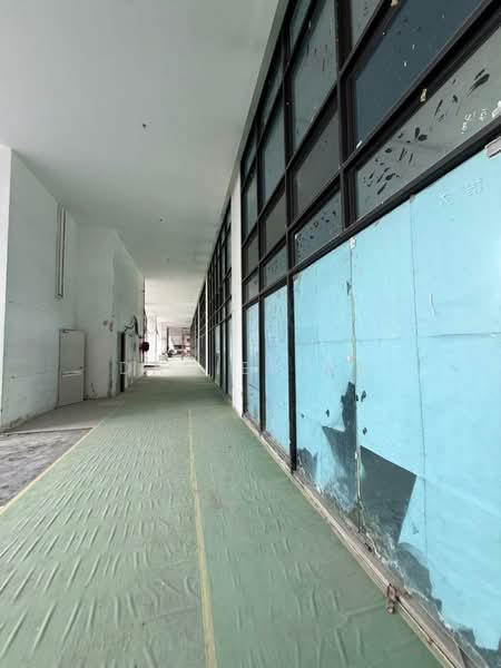 Retail Office for Rent in Sungai Besi (Kuala Lumpur) - Daniel Ng - Corridor - PropertyGuru.com.my