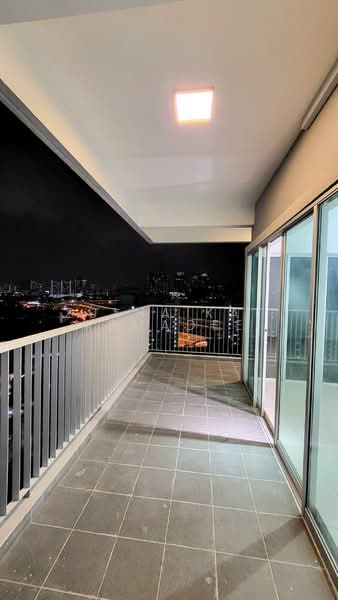 Servis Apartment untuk Disewa di Serviced Residence @ Razak City Residences (RC Residences) - Zulhaikal Asmadee - Balcony - PropertyGuru.com.my