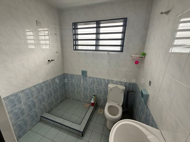 Rumah Teres 2 Tingkat untuk Dijual di Ipoh (Perak) - Ainsley Thong - Bathroom - PropertyGuru.com.my