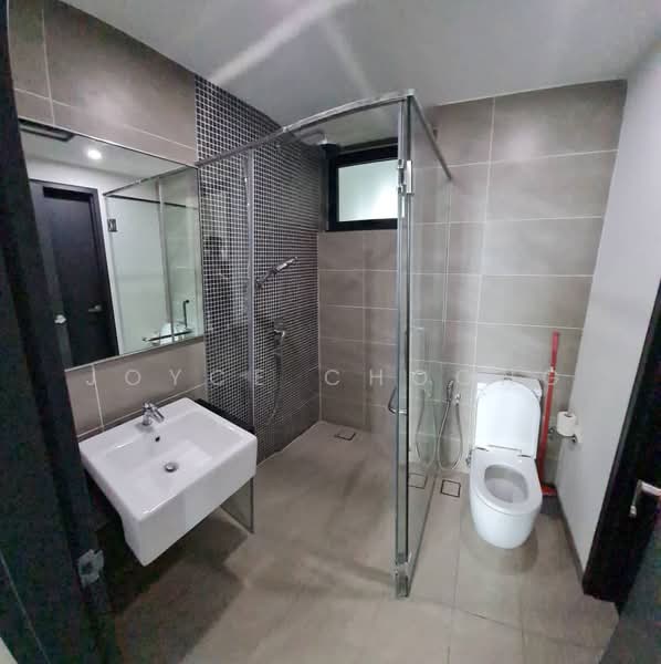 Pangsapuri untuk Disewa di V Residence Suites @ Sunway Velocity - Joyce Choong - Bathroom - PropertyGuru.com.my
