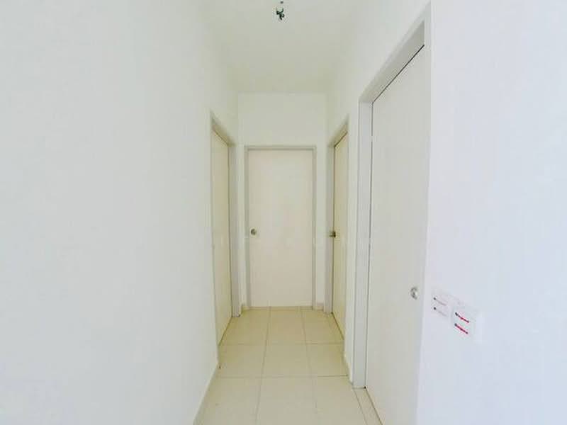 Pangsapuri untuk Dijual di D'Cassia - Stif Kong - Corridor - PropertyGuru.com.my