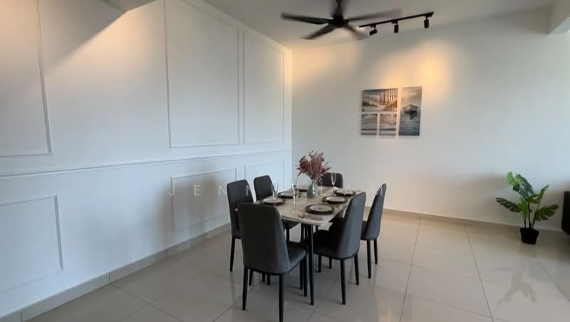 Service Residence for Sale at Vida Heights - Jenny Lam - Dining Room - PropertyGuru.com.my