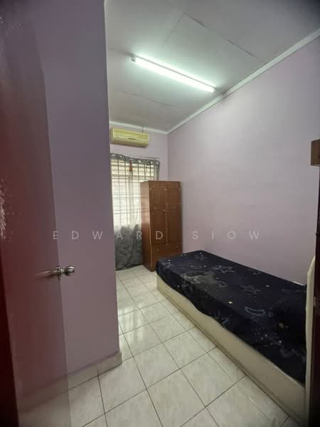 2-storey Terraced House for Rent in Skudai (Johor) - Edward Siow - Bedroom - PropertyGuru.com.my