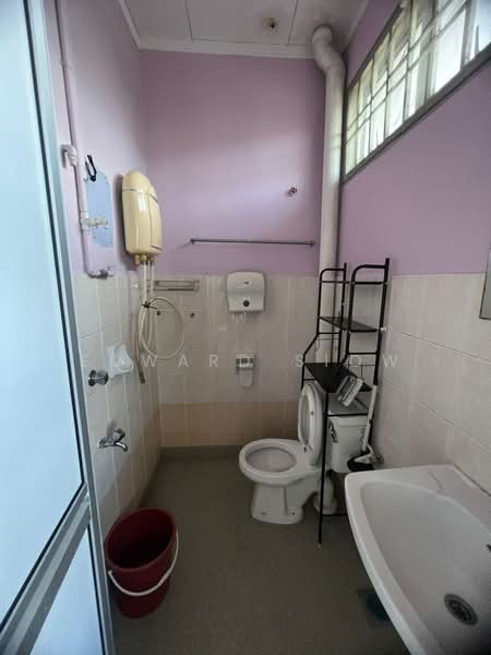 2-storey Terraced House for Rent in Skudai (Johor) - Edward Siow - Bathroom - PropertyGuru.com.my