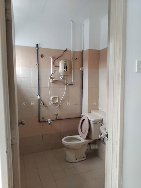 Rumah Teres 2 Tingkat untuk Dijual di Subang Jaya (Selangor) - Sharon Choo - Bathroom - PropertyGuru.com.my