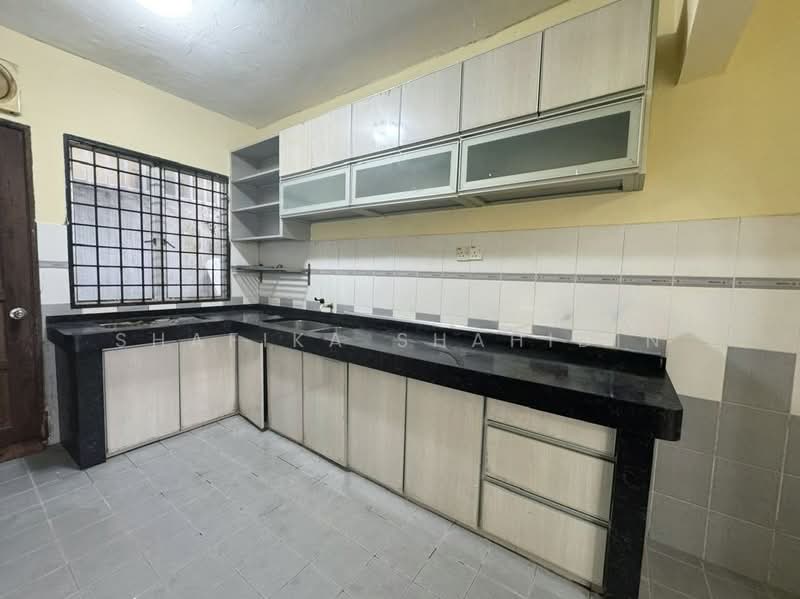 Rumah Teres 2.5 Tingkat untuk Dijual di Selayang Mulia (Batu Caves) - Shafika Shahidin - Kitchen - PropertyGuru.com.my