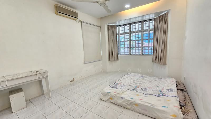 Bungalow for Sale in Desa Sri Ampang (Ipoh) - Amelia Kong - Bedroom - PropertyGuru.com.my