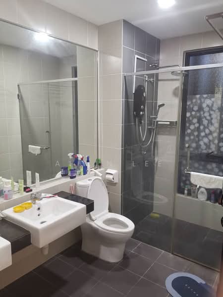Rumah Teres untuk Dijual di Kajang East (Semenyih) - Alvin Lee - Bathroom - PropertyGuru.com.my