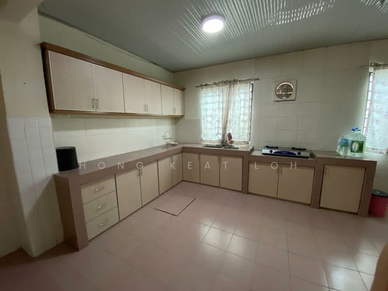 Rumah Teres 1 Tingkat untuk Dijual di SS18 (Subang Jaya) - Hong Keat Loh - Kitchen - PropertyGuru.com.my