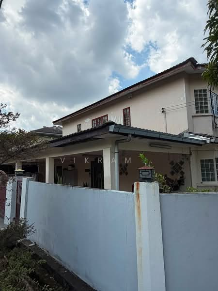 Semi-Detached House for Sale in Bandar Country Homes (Rawang) - Vikram . - Exterior - PropertyGuru.com.my