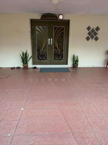 Semi-Detached House for Sale in Bandar Country Homes (Rawang) - Vikram . - Exterior - PropertyGuru.com.my