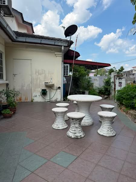 Semi-Detached House for Sale in Bandar Country Homes (Rawang) - Vikram . - Exterior - PropertyGuru.com.my