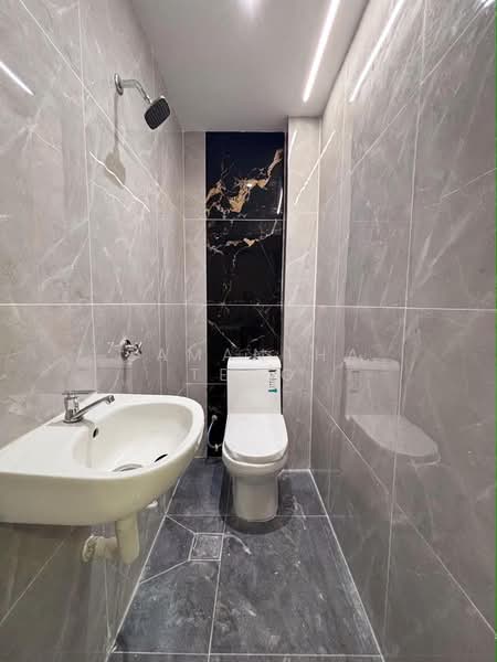 Rumah Teres 2 Tingkat untuk Dijual di Taman Anggerik (Tampoi) - Samantha Teng - PropertyGuru.com.my