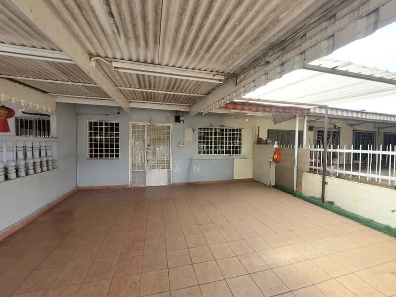 1-storey Terraced House for Sale in Taman Klang Utama (Kapar) - Han . - Exterior - PropertyGuru.com.my