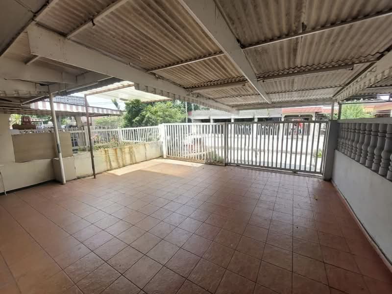 1-storey Terraced House for Sale in Taman Klang Utama (Kapar) - Han . - Exterior - PropertyGuru.com.my