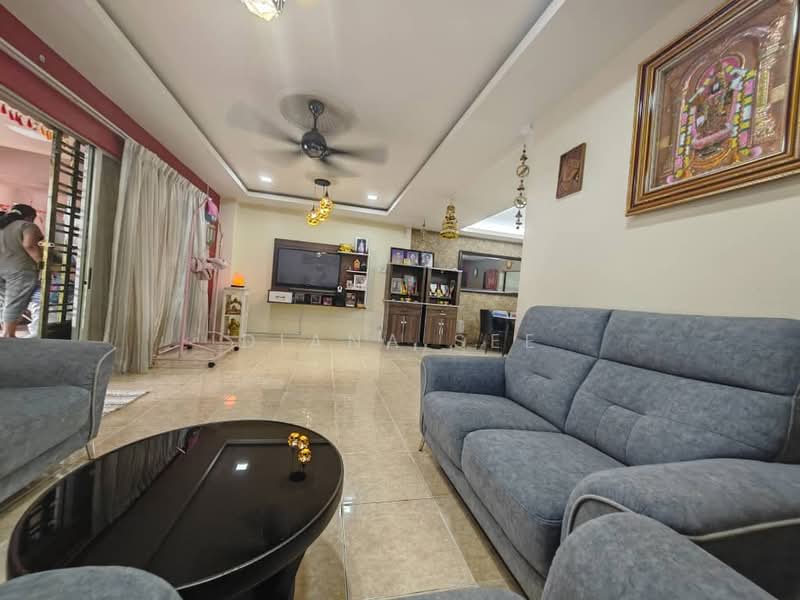 2-storey Terraced House for Sale in Taman Sri Sentosa (Klang) - Diana See - Living Room - PropertyGuru.com.my