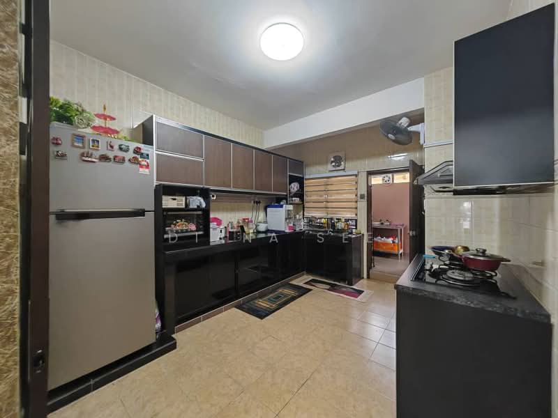 2-storey Terraced House for Sale in Taman Sri Sentosa (Klang) - Diana See - Kitchen - PropertyGuru.com.my
