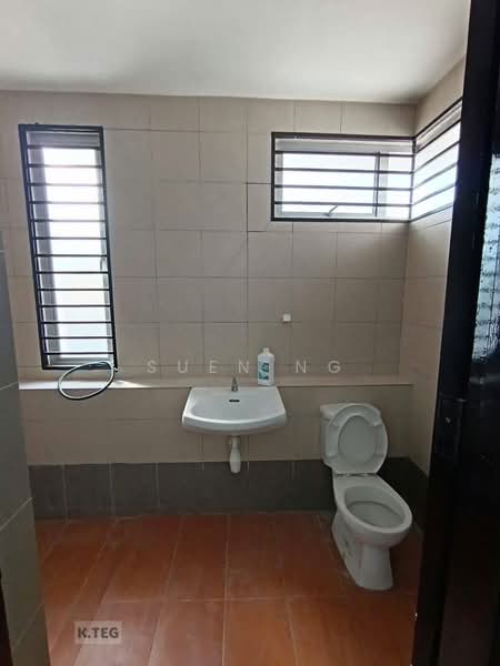 Rumah Teres 2.5 Tingkat untuk Dijual di Bandar Botanic (Klang) - Suen Ng - Bathroom - PropertyGuru.com.my