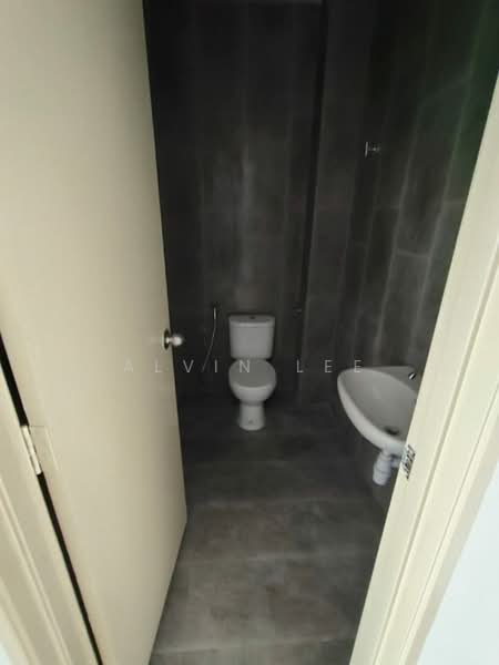 Rumah Teres 2 Tingkat untuk Dijual di Saujana Impian (Kajang) - Alvin Lee - Bathroom - PropertyGuru.com.my