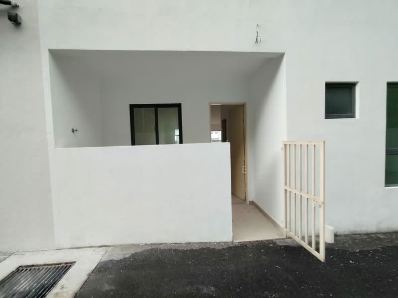 Rumah Teres 2 Tingkat untuk Dijual di Saujana Impian (Kajang) - Alvin Lee - Exterior - PropertyGuru.com.my