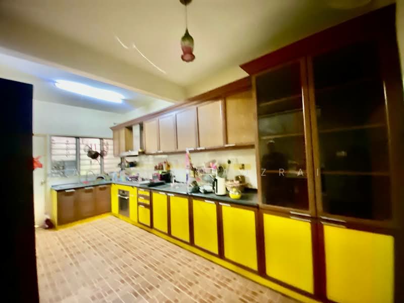2-storey Terraced House for Sale in Taman Prima Saujana (Kajang) - Ammeer Nadzrai - Kitchen - PropertyGuru.com.my