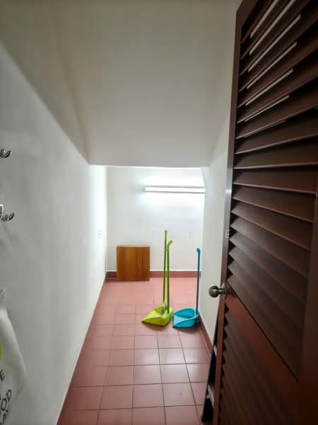 Rumah Berkembar untuk Dijual di Taman Sutera (Johor Bahru) - Kevin Lee - Corridor - PropertyGuru.com.my