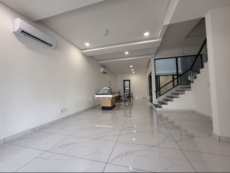 Terraced House for Sale in KL City Centre (Kuala Lumpur) - Issaac Liew - Living Room - PropertyGuru.com.my