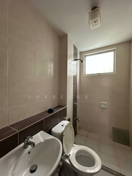 2-storey Terraced House for Sale in Alam Impian (Shah Alam) - Shareena . - Bathroom - PropertyGuru.com.my