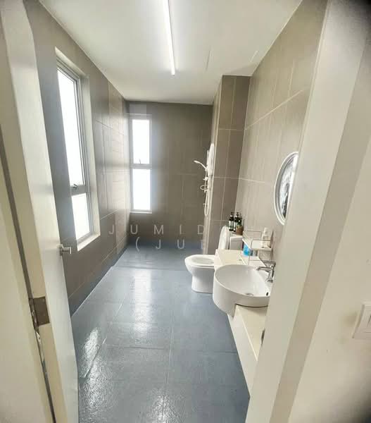 Townhouse for Rent in Kajang (Selangor) - JUMIDAH (JUE) - Bathroom - PropertyGuru.com.my