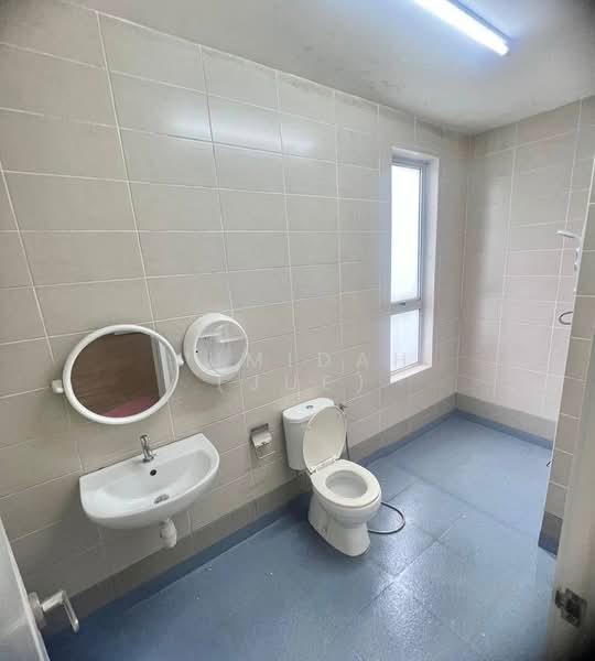 Townhouse for Rent in Kajang (Selangor) - JUMIDAH (JUE) - Bathroom - PropertyGuru.com.my