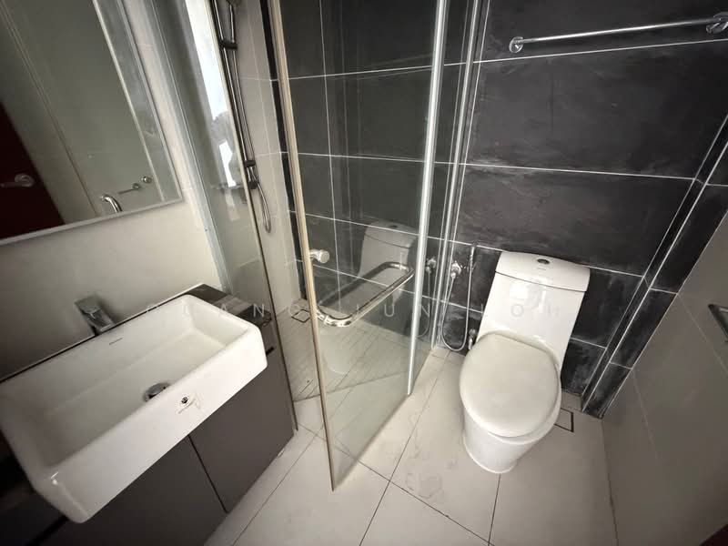 Condominium for Sale at Kings Bay @ Country Garden Danga Bay - Guang Jun Loh - PropertyGuru.com.my