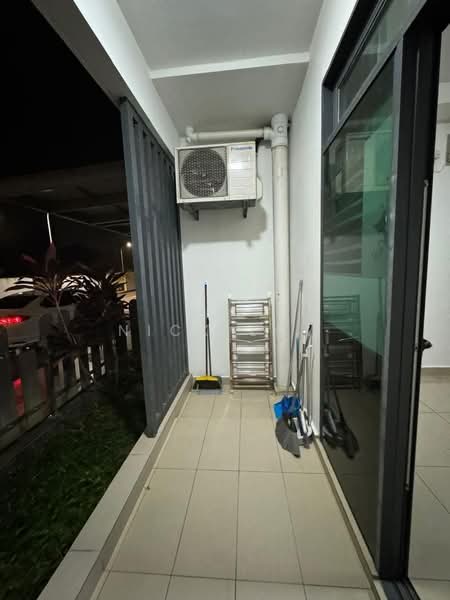 Servis Apartment untuk Disewa di D'Secret Garden (Pangsapuri Kempas Indah) - Nick Low - Exterior - PropertyGuru.com.my