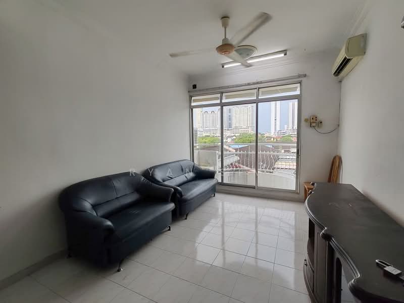 Apartment for Sale at Seri Kota - Ryan Sim - Living Room - PropertyGuru.com.my