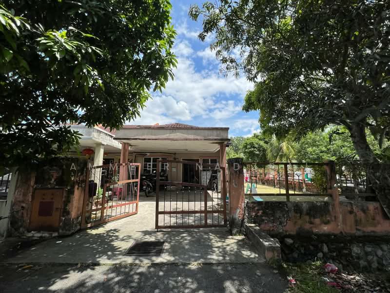 Rumah Teres 1 Tingkat untuk Dijual di Taman Desa Mewah (Semenyih) - Ammeer Nadzrai - Exterior - PropertyGuru.com.my