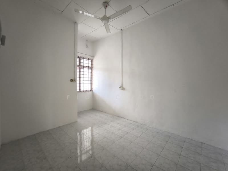 Rumah Teres 1 Tingkat untuk Dijual di Taman Kota Jaya (Kota Tinggi) - Fion Choo - PropertyGuru.com.my