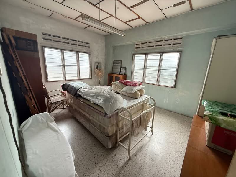 Semi-Detached House for Sale in Ipoh (Perak) - Ainsley Thong - Bedroom - PropertyGuru.com.my
