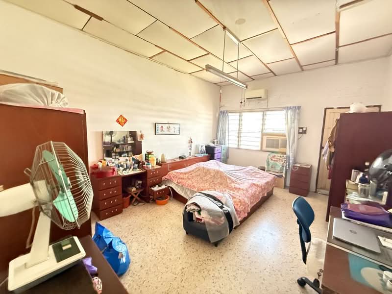 Semi-Detached House for Sale in Ipoh (Perak) - Ainsley Thong - Bedroom - PropertyGuru.com.my