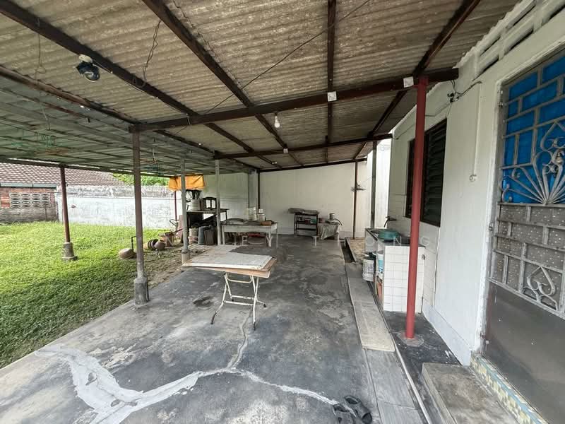Semi-Detached House for Sale in Ipoh (Perak) - Ainsley Thong - Exterior - PropertyGuru.com.my