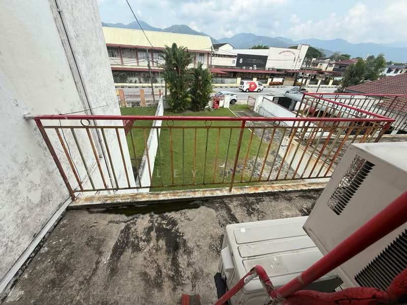 Semi-Detached House for Sale in Ipoh (Perak) - Ainsley Thong - Exterior - PropertyGuru.com.my
