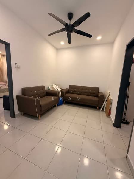 Terraced House for Rent in Rawang (Selangor) - Vikram . - Living Room - PropertyGuru.com.my