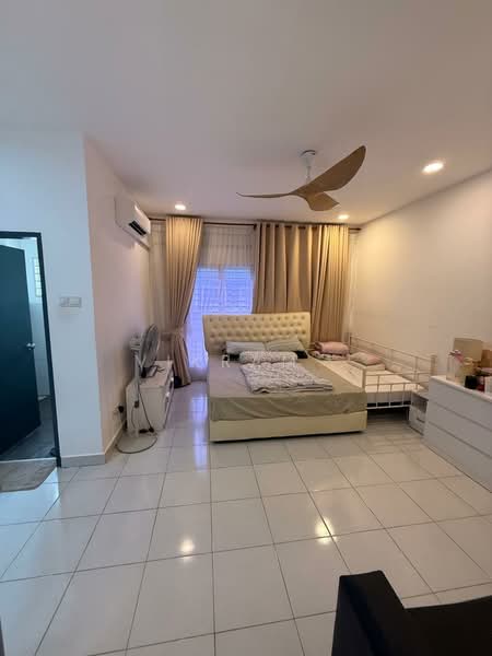 Terraced House for Rent in Rawang (Selangor) - Vikram . - Bedroom - PropertyGuru.com.my