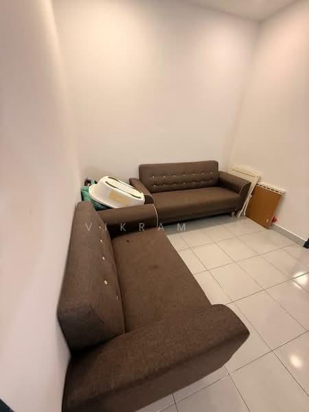 Terraced House for Rent in Rawang (Selangor) - Vikram . - Living Room - PropertyGuru.com.my