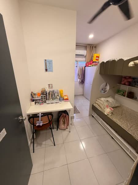 Terraced House for Rent in Rawang (Selangor) - Vikram . - Bedroom - PropertyGuru.com.my
