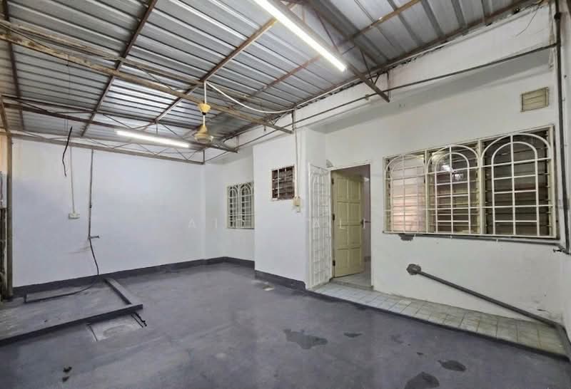 Rumah Teres 2 Tingkat untuk Dijual di Shah Alam (Selangor) - Aida Ali - Interior - PropertyGuru.com.my